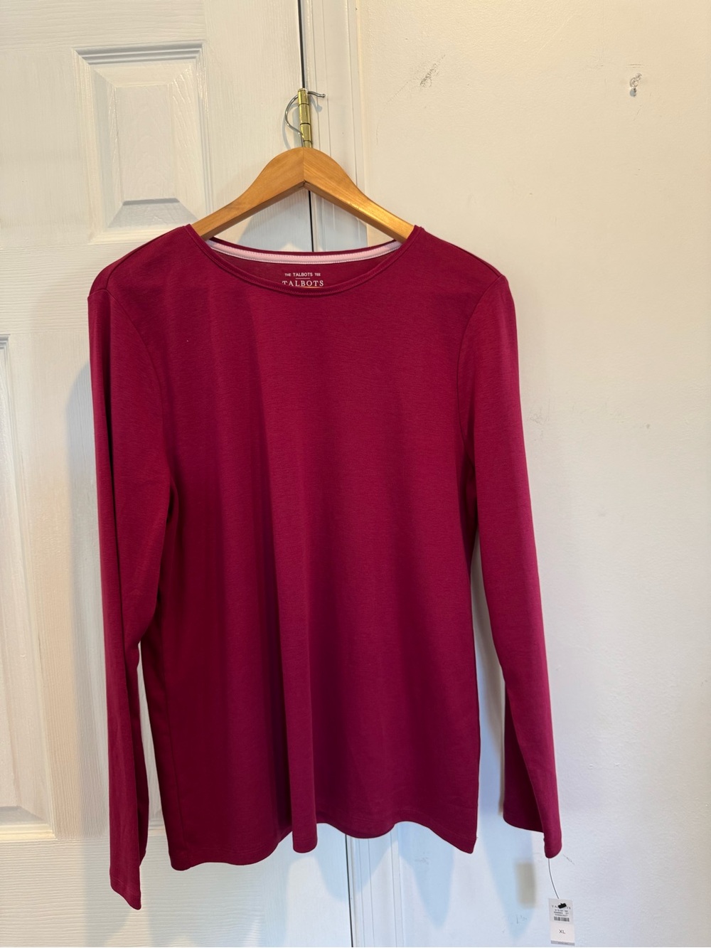 Talbots Long Sleeve Crewneck Top in Berry Red - Picture 4 of 5